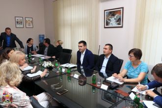 Крагујевцу више од 30 милиона динара за мере популационе политике
