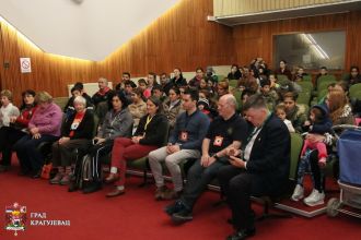 Пакетићи организације из Шкотске за крагујевачке малишане