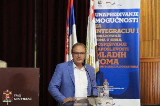 Младим Ромима уручени сертификати обуке за заваривање