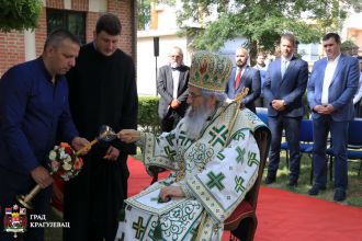 Крагујевац данас обележава градске литије а Стара црква славу