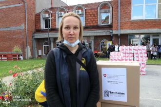 Хуманитарни пакети ''Човекољубља'' за угрожене породице