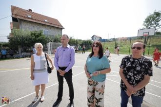 Реконструисан спортски терен у Маршићу