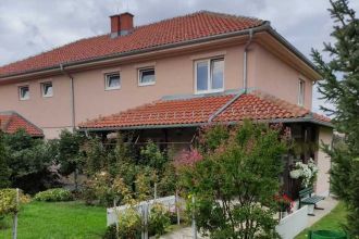 Локални омбудсман града Крагујевца посетила СОС Дечије село у Краљеву