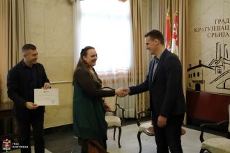 Уручени сертификати полазницима курса турског језика