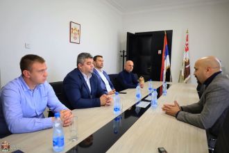Председник Скупштине града Петрашиновић разговарао са представницима општине Ириг
