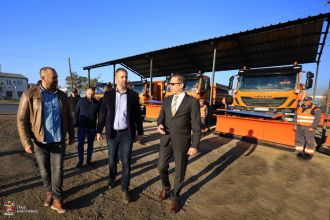 ЈКП „Шумадија“ спремна за зимско одржавање путева и улица