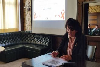 Изједначимо – слоган кампање борбе против АИДС-а